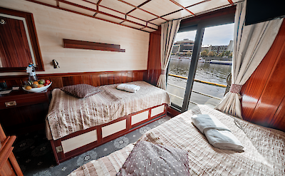 Twin cabin - Upper deck | Florentina | Bike & Boat Tour