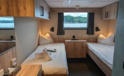 Twin cabin - Main deck | MS Princess | Bike & Boat Tour