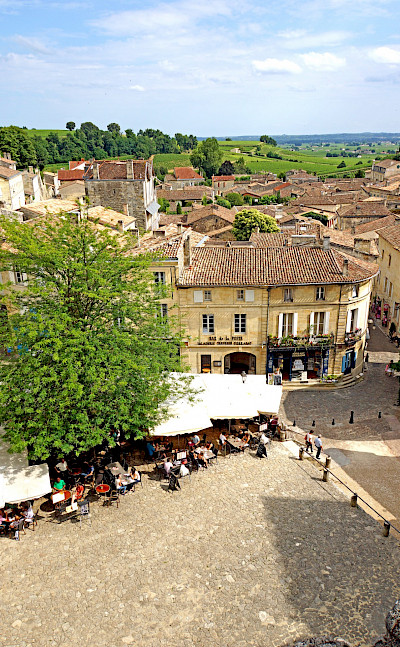 Another great shot of Saint-Émilion in Aquitaine, France. Flickr:Dennis Jarvis