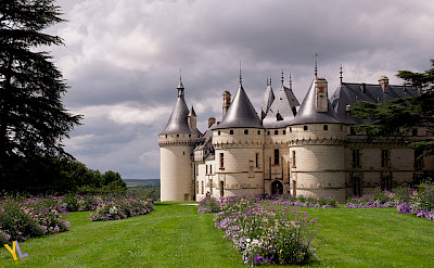 Chaumont-sur-Loire, France. Photo via Flickr:Yohann Legrand