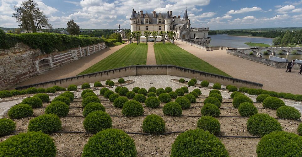 Château d'Amboise and its gorgeous grounds. Flickr:Benh LIEU SONG