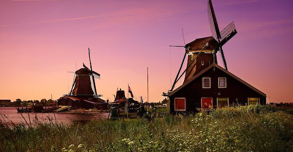 Sunset at the Zaanse Schans near Zaandam, the Netherlands. Flickr:Moyan Brenn 52.47286350845113, 4.819470991833409