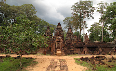 Stone carvings at Banteay Srei, Cambodia. Flickr:Josh IIany