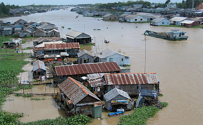 River life in Chau Doc, Vietnam. Flickr:Ken Marshall