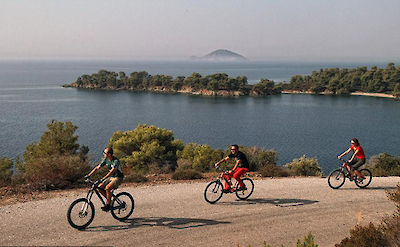 Halkidiki Peninsula bike tour. toPT