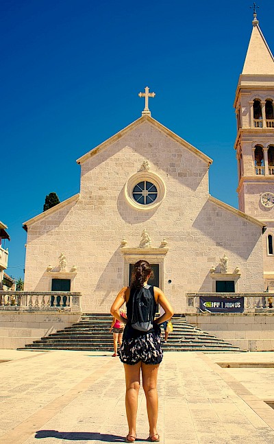 Church in Cebu, Philippines. Unsplash@Paulo Cardoso