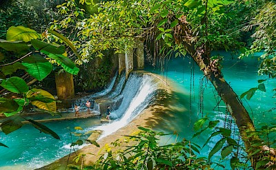 Waterfall in Cebu, Philippines. Unsplash@Toa Heftiba