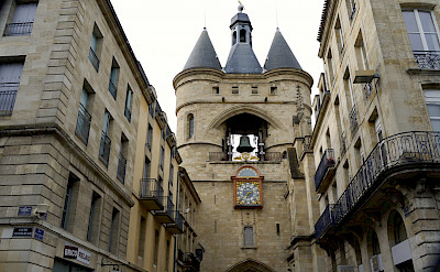 Porte de la Grosse Cloche, a Bordeaux gate. Flickr:Jean Robert Thibault 