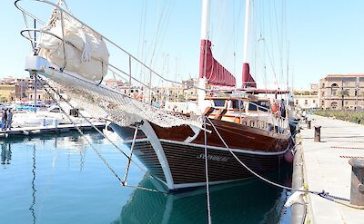 Sundial | Bike & Boat Tour