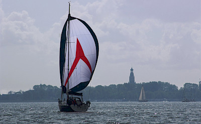 Sailing on the IJsselmeer, the Netherlands. Flickr:Basleenders