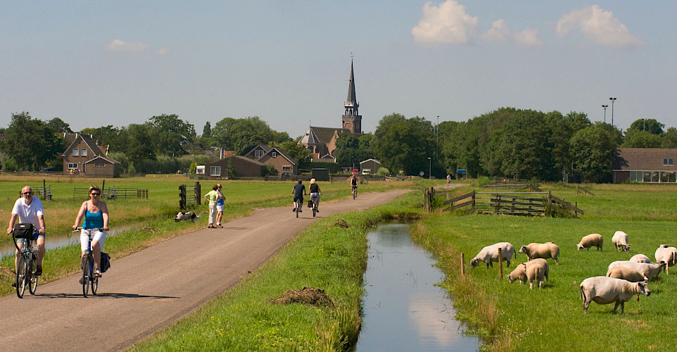 Biking the Bike & Sail IJsselmeer tour in Holland! ©TO