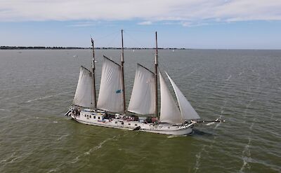 Elizabeth in full sails | Bike & Boat Tour