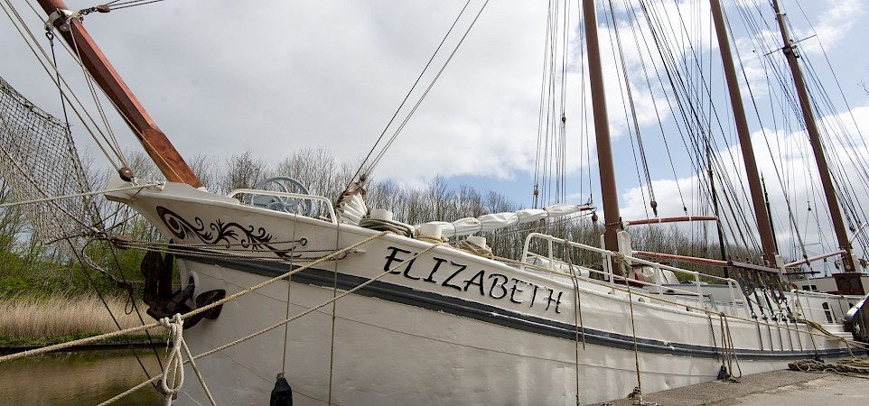 Elizabeth | Bike & Boat Tours