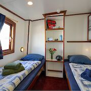 Twin cabin | Elizabeth | Bike & Boat Tour