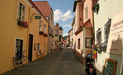 Quiet street in Dürnstein, Austria. Flickr:jay8085