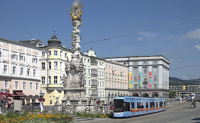 Hauptplatz in Linz, Austria. CC:Tokfo