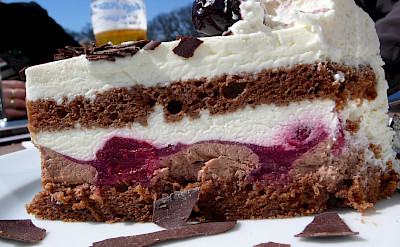 Schwarzwälder Kirschtorte cake! Flickr:Raphael Labbe