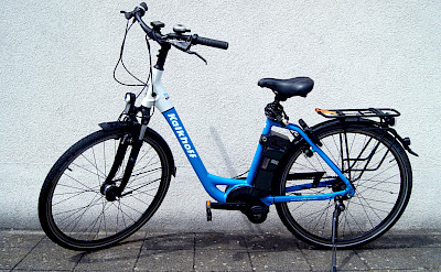 Unisex Kalkhoff electric bike available on the Primadonna - Bike & Boat Tours