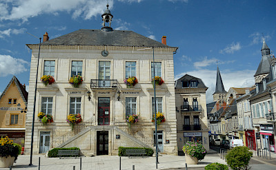 La Charité sur Loire, France. Photo via Flickr:Elias Gayles