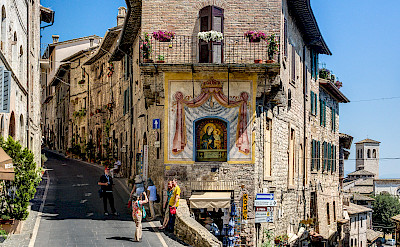 Bike rest in Assisi in Umbria, Italy. Flickr:Steven dosRemedios
