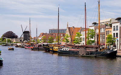 Boats in Leiden, South Holland, the Netherlands. Flickr:Roman Boed