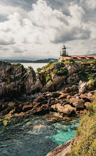 Faro de la Cerda, Santander, Spain. Unsplash@Maria Del Mar Garcia