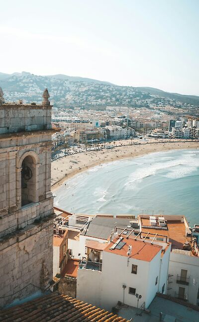 Tower in Villaviciosa, Spain. Unsplash:Samuel Beer