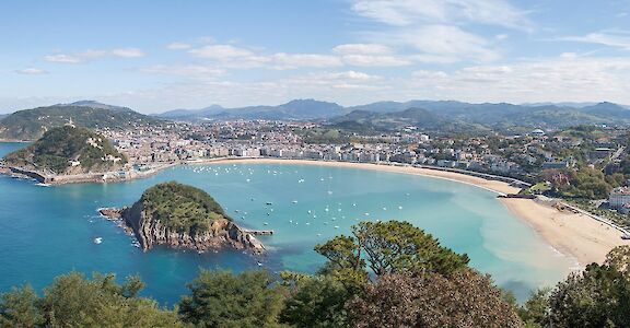 La Concha Bay in San Sebastián, Basque Country, Spain. CC:Panorama from Monte Igueldo
