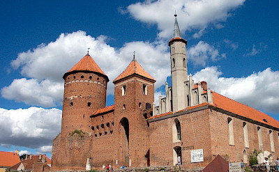 Ordensburg castle and church in Reszel, Poland. Photo courtesy of DNV Tours.