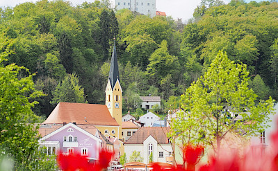 Riedenburg in district Kelheim, Bavaria, Germany. Flickr:Darius Zylka