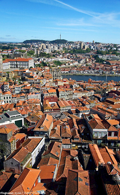 Characteristic red roofs of Porto, Portugal. Flickr:Vitor Oliveira 41.146119, -8.611367