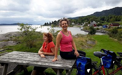 Bike rest on the Oslofjord tour. Photo courtesy of Merlot Reiser