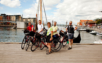 Oslofjord Bike Tour group photo. Photo courtesy of Merlot Reiser