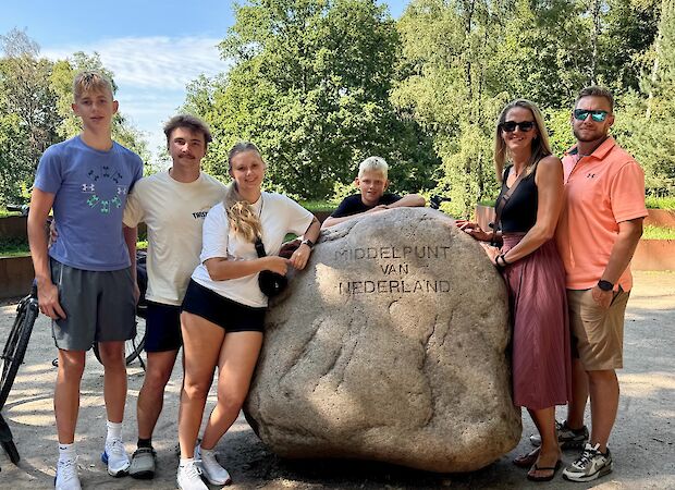 Carla's family at the middle point of the Netherlands