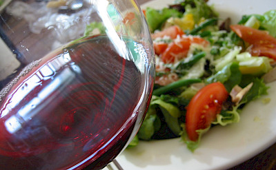 Beaujolais Salad and Burgundy wine in Burgundy, France. Creative Commons:Jeekc
