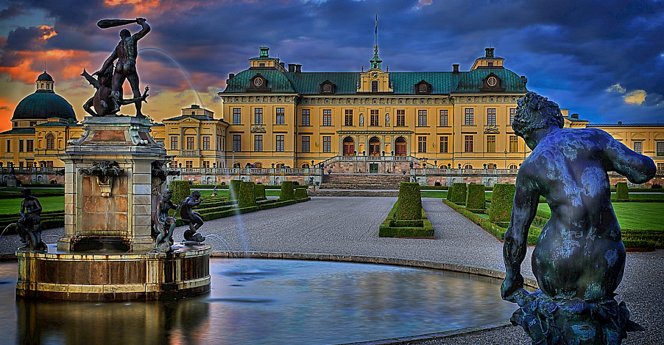 Drottningholm Palace built on Lovön Island is one of Sweden's Royal Residences. Flickr:Tobias Lindman 