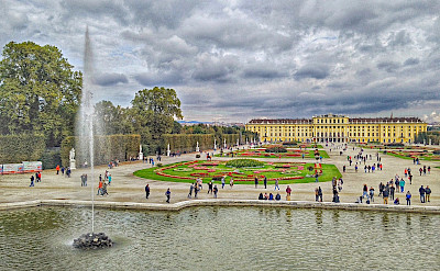 Gardens at Schönbrunn Palace, Vienna, Austria. Flickr:r chelseth