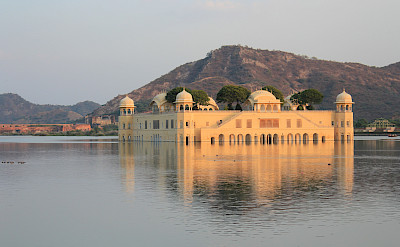Jal Mahal in Jaipur, Rajasthan, India. Flickr:Arian Zwegers