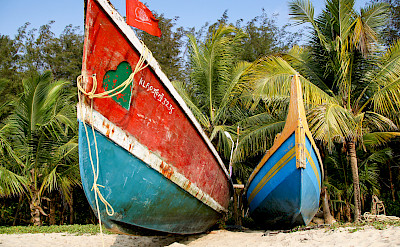 Boats on Marari Beach, Kerala, India. Flickr:Andy Kaye