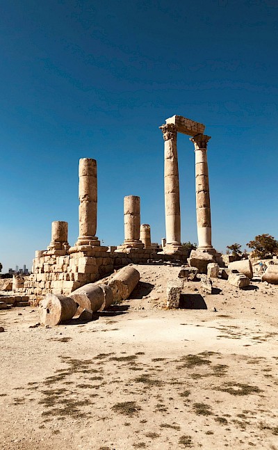 Ancient ruins in Amman, Jordan. Unsplash@Who's Denilo?
