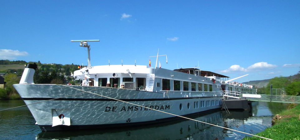 De Amsterdam, the former Lale Andersen | Bike & Boat Tours
