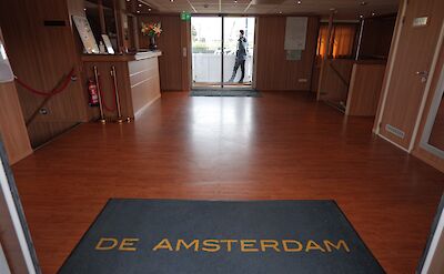 Entryway | De Amsterdam | Bike & Boat Tour