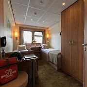 Two single beds cabin | De Amsterdam | Bike & Boat Tour