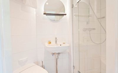 Private Bathroom | Arkona | Bike & Boat Tour