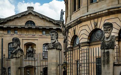 Pillars outside the Bodleian Library, Oxford, England. Unsplash:Ray Harrington