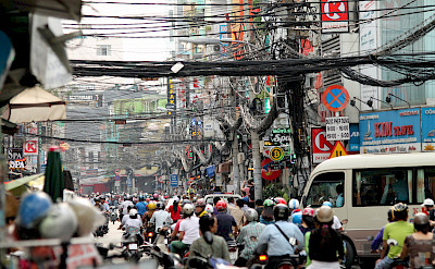 Traffic in Ho Chi Minh City, Vietnam. Flickr:Don Chili