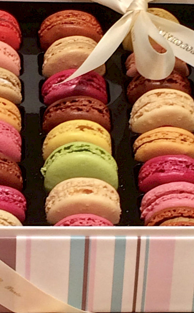 Macarons at the Patisserie in France! Flickr:P'Tille