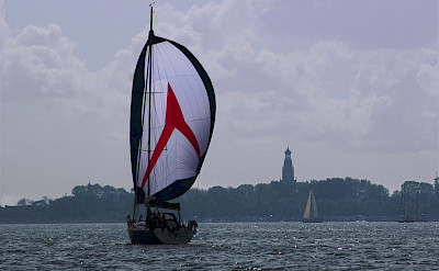Sailing on the IJsselmeer in the Netherlands. Flickr:Bas Leenders