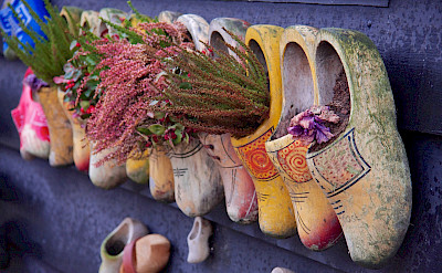Klompen as flower pots in Zaanse Schans in Zaandam, the Netherlands. Flickr:Mario Sanchez Prada