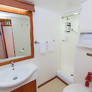 Bathroom | Beluga | Bike & Boat Tour